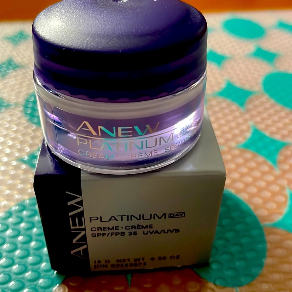 BNIB. Avon Anew Platinum Day cream SPF 25. $20